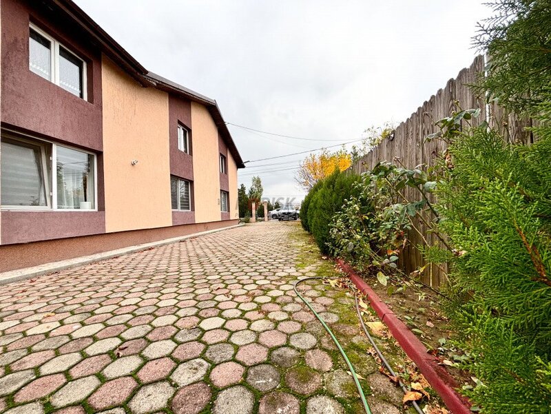 Mihailesti, casa P+M 183 mp cu teren generos, ideala pentru familie,