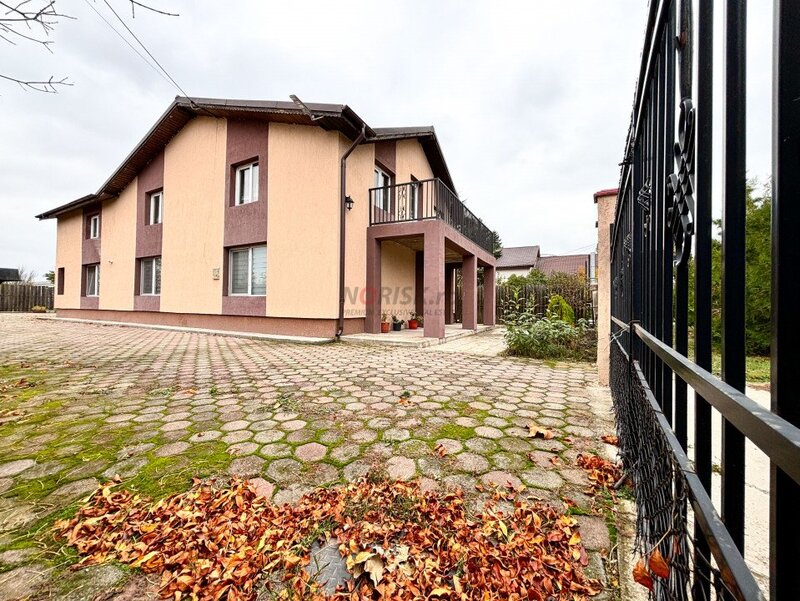Mihailesti, casa P+M 183 mp cu teren generos, ideala pentru familie,