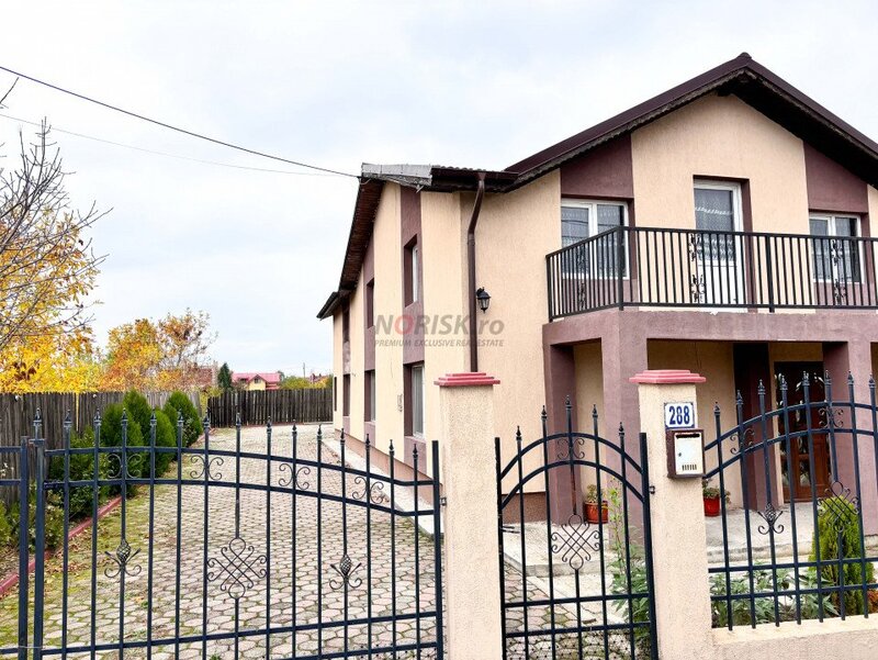 Mihailesti, casa P+M 183 mp cu teren generos, ideala pentru familie,