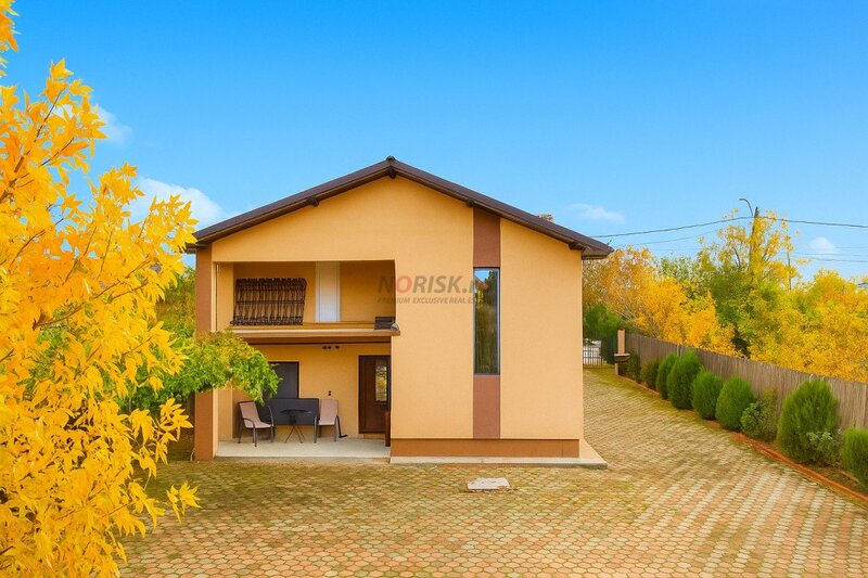 Mihailesti, casa P+M 183 mp cu teren generos, ideala pentru familie,